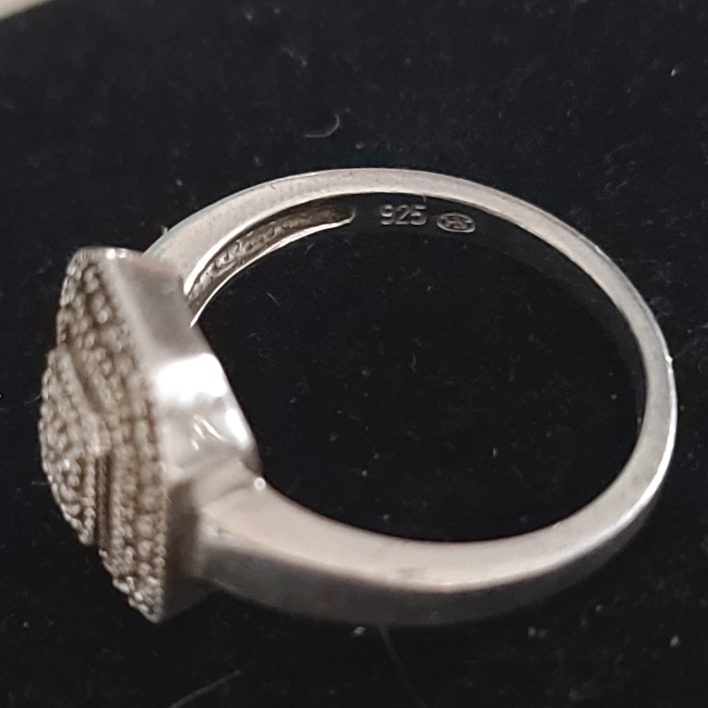 Diamond Ring - Picture 4 of 10